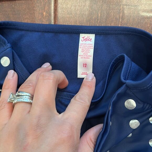 Foil dot scalloped one shoulder bikini - Picture 8 of 14